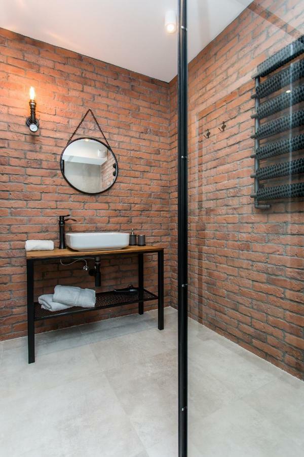 Modern & Classy Industrial - Apartamenty Browar Гданьск Экстерьер фото