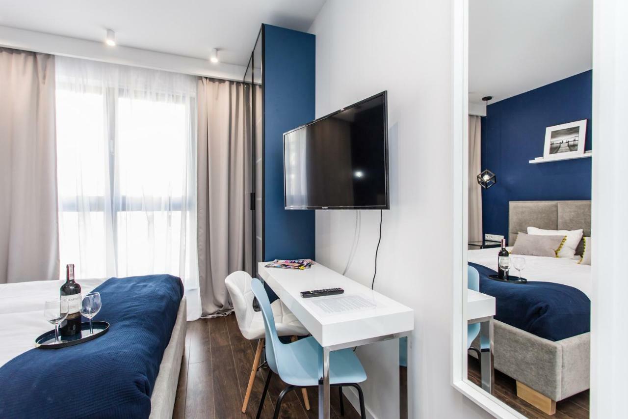 Modern & Classy Industrial - Apartamenty Browar Гданьск Экстерьер фото